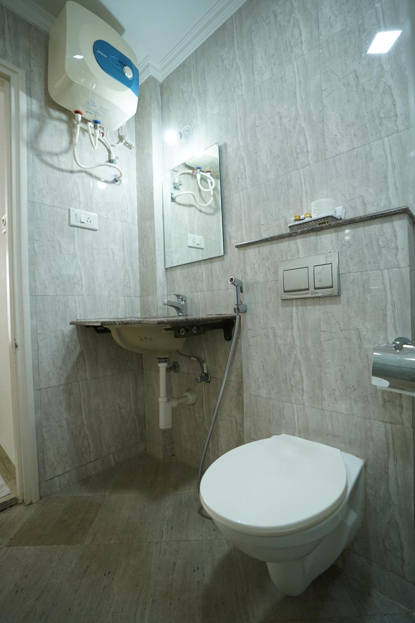 קלנגוטה Bellagio Rezidencia 1 Bhk Service Apartments מראה חיצוני תמונה
